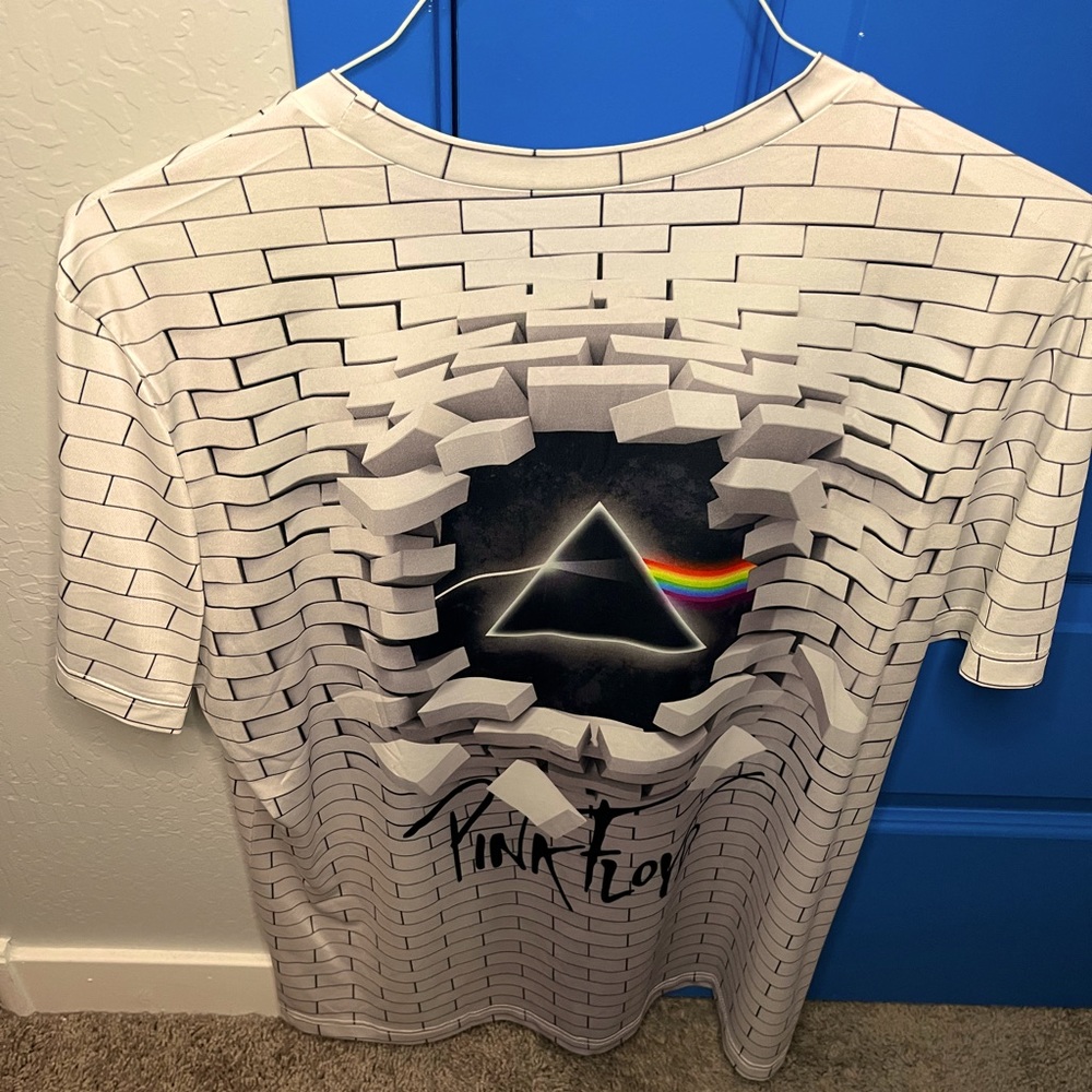 Men’s Pink Floyd t- shirt-Size XL